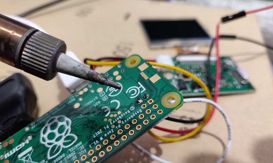 Tiny 2" TFT Composite Video on Raspberry Pi Zero Shogan.tech